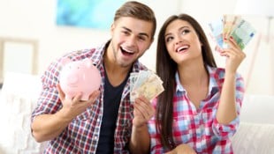 Eine Studie zeigt jetzt, mit welchem Vermögen man hierzulande zur Elite gehört. (Bild: africa-studio.com (Olga Yastremska and Leonid Yastremskiy) – stock.adobe.com)