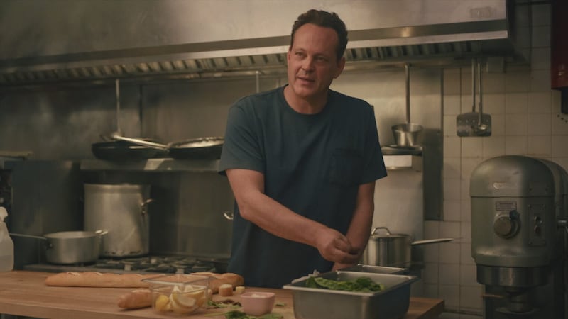 Joe Scaravella (Vince Vaughn) hat keine Ahnung vom Restaurantgeschäft, aber eine Vision. (Bild: Netflix)