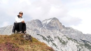 Am Beginn der Wanderung dominiert die eindrucksvolle Hohe Munde. (Bild: Peter Freiberger)