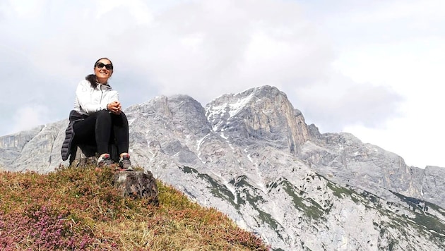 Am Beginn der Wanderung dominiert die eindrucksvolle Hohe Munde. (Bild: Peter Freiberger)