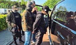 Die Flucht endete für den Tatverdächtigen in Utrecht, Niederlande. Hier wurde der 32-Jährige von ...