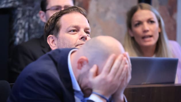 LA Patrick Haslwanter (vorne) hatte seine Not mit so mancher konträren Meinung, aber auch FP-Chef Markus Abwerzger polarisierte. (Bild: Birbaumer Christof)