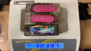 So waren die konfiszerten Haschisch-Barren verpackt (Bild: Polizei OÖ)
