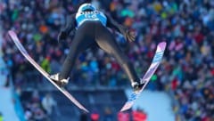 Nach dem Anzug-Skandal kehrt in der Skisprung-Welt weiter keine Ruhe ein. (Bild: GEPA)