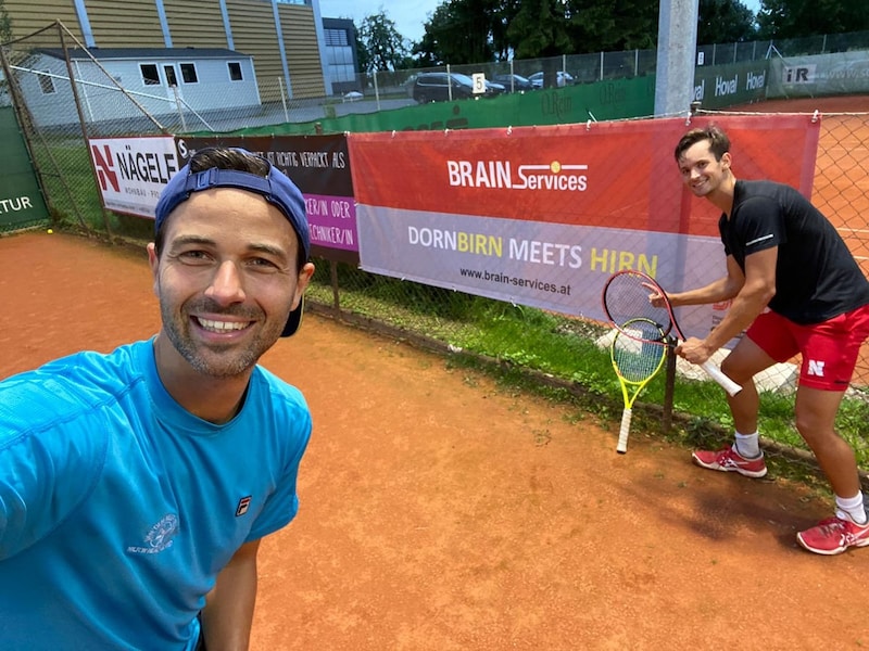 TCD-Sportchef Stefan Bildstein (li.) freut sich auf die neue Tennis-Saison. (Bild: TC Dornbirn)
