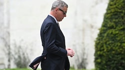 Topjurist Christian Pilnacek beschäftigt auch eineinhalb Jahre nach seinem Tod nachhaltig die Öffentlichkeit und die Behörden. (Bild: APA/HELMUT FOHRINGER)