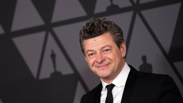 Regie führt jetzt der britische Schauspieler und Regisseur Andy Serkis.
