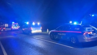Polizei, Rettung und Notarzt waren rasch zur Stelle. (Bild: ZOOM Tirol)