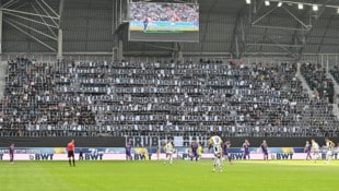 Die Fans des LASK sind sauer. (Bild: APA/EXPA)