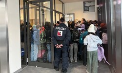 Erst am Donnerstag gingen in Schulen wieder Bombendrohungen ein (Symbolbild)