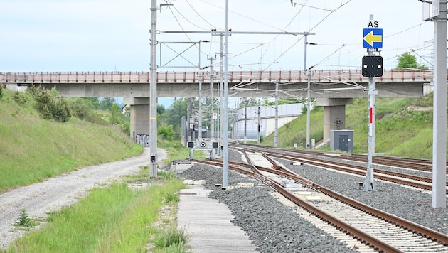 Von hier aus wird die zirka 1000 Meter lange Schleife zum alten Bahnhof führen.