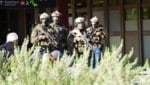 Auch WEGA und Cobra wurden nach dem Notruf alarmiert. (Bild: Leserreporter)