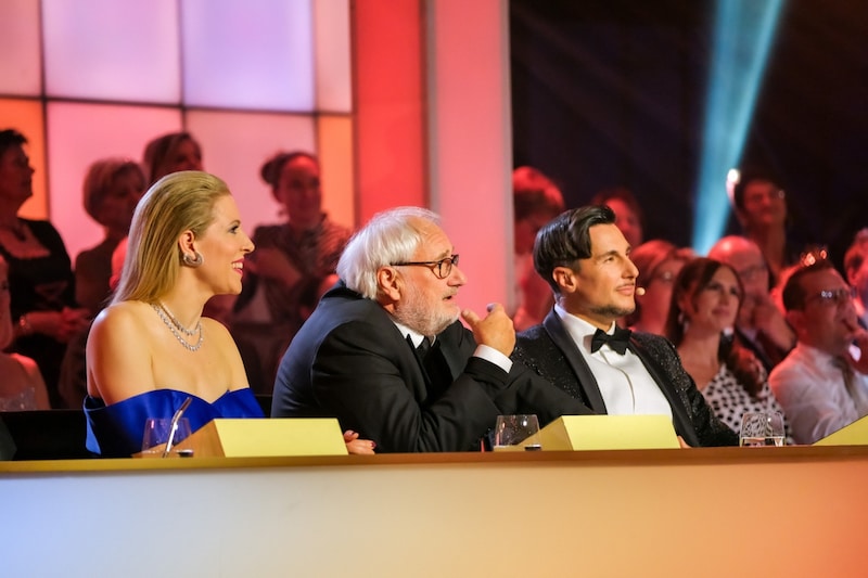 Michael Schottenberg nahm neben Maria Angelini-Santner und Balazs Ekker in der Jury Platz. (Bild: ORF/Hans Leitner)