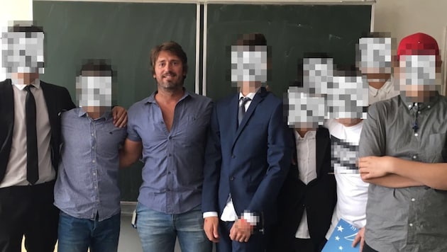Christian Mayrhofer war bei seinen Schülern sehr beliebt – doch er hatte sich sein Amt ...