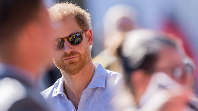 Royaler Hausbesuch? Prinz Harry soll auf einen Chauffeur verzichtet und sich verirrt haben, sind sich Anwohner einer Nachbarschaft nahe London sicher. (Bild: Rolf Vennenbernd / dpa / picturedesk.com)