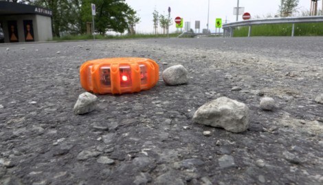 Die verlorenen Kiesel auf der Rheintalautobahn.  (Bild: Shourot Maurice)