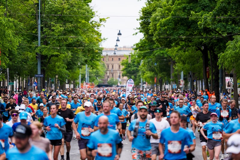 Beim Flagship Run in Wien starteten 13.500 Läuferinnen und Läufer. Insgesamt waren in Österreich am 4. Mai 74.087 Teilnehmer. Weltweit waren es 310.719! (Bild: Philip Platzer for Wings for Life World Run)