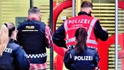 Polizei-Einsatz bei der betroffenen Oberbank-Filiale