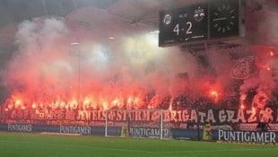 „Wir werden Meister! Die Nordkurve von Sturm ist schon meisterhaft. (Bild: Pail Sepp)