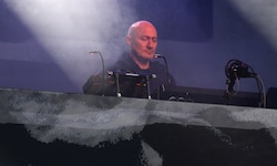 Paul Kalkbrenner legte am Salzburger Residenzplatz auf