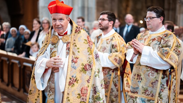 Kardinal Christoph Schönborn beim Gottesdienst (Bild: APA/GEORG HOCHMUTH)