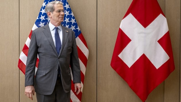 US-Finanzminister Scott Bessent in Genf (Bild: EPA/MARTIAL TREZZINI)