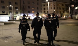 Zu der blutigen Attacke war es am belebten Reumannplatz in Favoriten gekommen (Symbolbild).