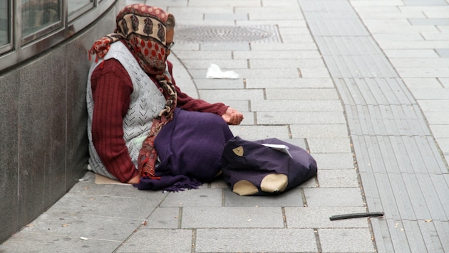 Diese Woche wurden die Strafen für illegales und aggressives Betteln erhöht (Symbolbild).