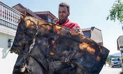Die Sanierungsarbeiten dauern länger als geplant.