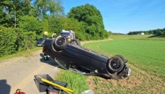 Das Auto des 19-Jährigen landete am Dach.