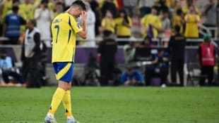 Kehrt Cristiano Ronaldo im Sommer nach Europa zurück? (Bild: AP/Ali Issa)