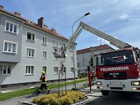 Dem Ergebnis der Brandermittlung zufolge ist das Feuer auf eine offene Flamme zurückzuführen.
