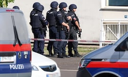 Wieder löste eine Bombendrohung gegen eine Schule einen Großeinsatz aus