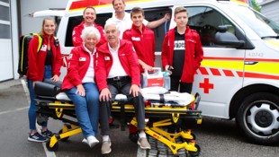 Drei Generationen der Familie Herbe engagieren sich aktuell beim Roten Kreuz. Am Foto, von ...