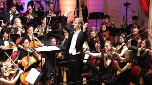 Die Oberösterreichische Philharmonie kann sich über wachsendes Stammpublikum freuen. (Bild: ANDREAS MARINGER)