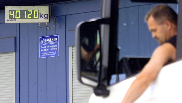 Der Polizei gingen am Sonntag gleich zwei Lenker von Klein-Lkw ins Netz. (Bild: Birbaumer Christof)