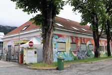 Im „Nikado“ herrscht reges Kommen und Gehen. Die Suchtkranken finden hier einen Zufluchtsort, an dem sie von Sozialarbeitern betreut werden. (Bild: Birbaumer Christof)