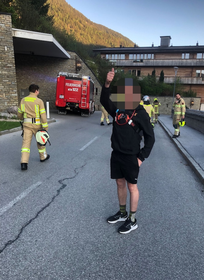 Daumen nach oben – zum Glück nahm die Aktion ein glückliches Ende.