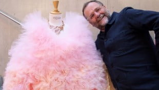 Tausendsassa in Pink: Der streitbare und emotionale Gastronom Sepp Schellhorn katapultierte sich in Windeseile in den Fokus der Öffentlichkeit. (Bild: Tröster Andreas)