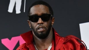 Sean Combs soll reihenweise Frauen und Männer vergewaltigt haben. (Bild: AFP/ANGELA WEISS)