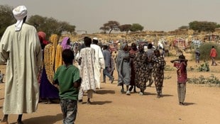 Auch in den Flüchtlingscamps (hier im Sudan) sind die Menschen von Gewalt bzw. Hungerkatastrophen bedroht. (Bild: AFP)