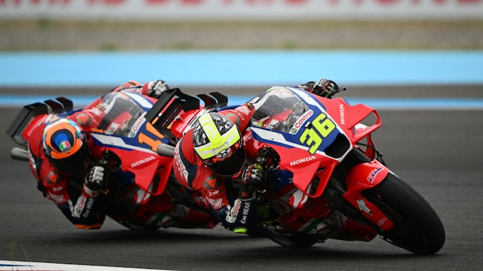 Aktuell stehen Luca Marini (l.) und Joan Mir (r.) bei HRC Honda – dem Werksteam der Japaner – ...
