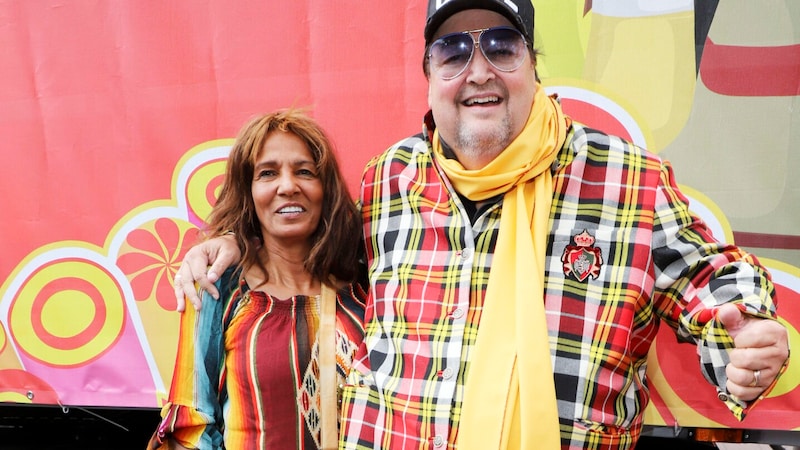 Nadja Abd el Farrags letzter öffentlicher Auftritt: Vor rund einem Jahr trat „Naddel“ gemeinsam mit Andreas Ellermann beim Schlagermove in Hamburg auf. Jetzt spricht er über die traurigen letzten Monate der TV-Ikone. (Bild: gbrci / Action Press / picturedesk.com)