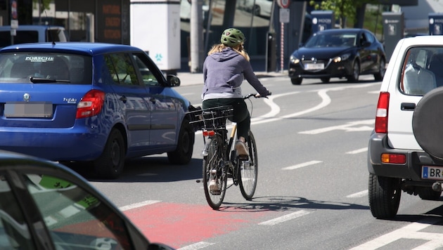 Radfahrer leben in der Stadt oft gefährlich.