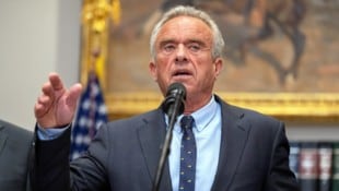 Robert F. Kennedy macht oft mit skurrilen Aktionen Schlagzeilen. (Bild: AP/Mark Schiefelbein)