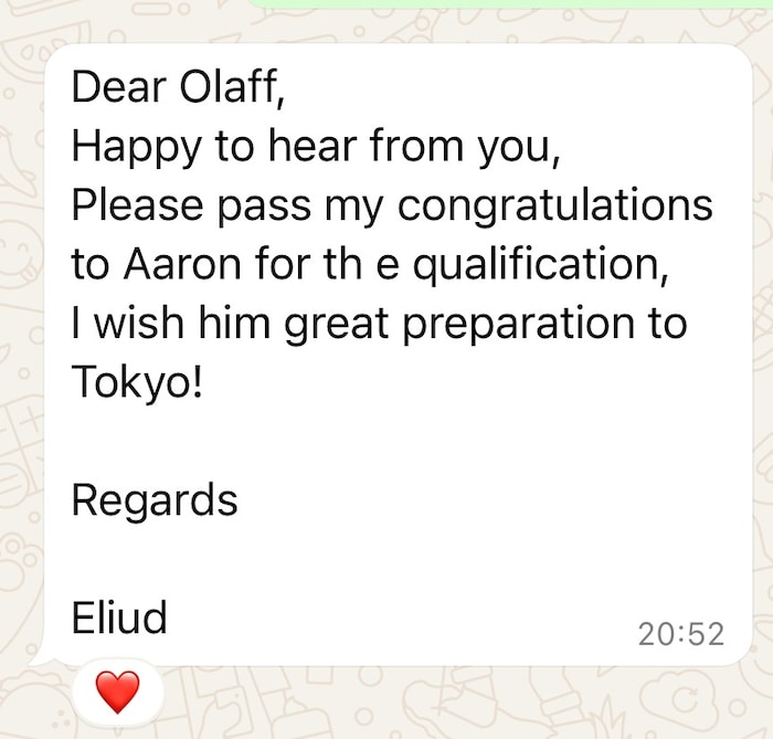 Eliud Kipchoges Glückwunsch für Aaron Gruen