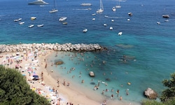 Die Insel Capri hält aktuell bei zwei blauen Flaggen.
