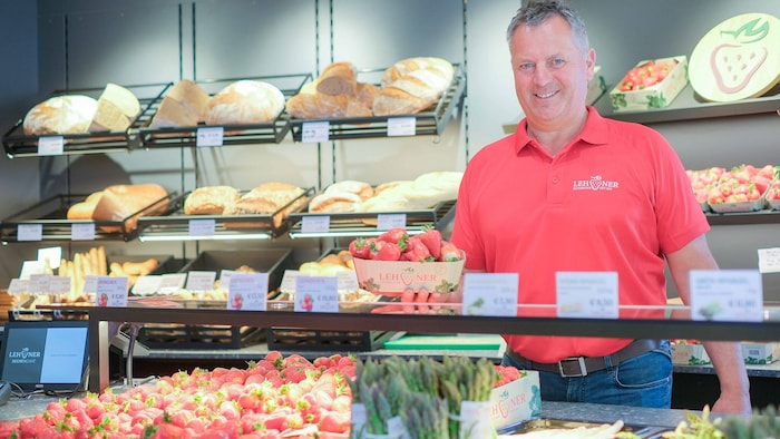 Senior- Chef Franz Lehner freut sich, dass das Lokal bei den Gästen gut ankommt.