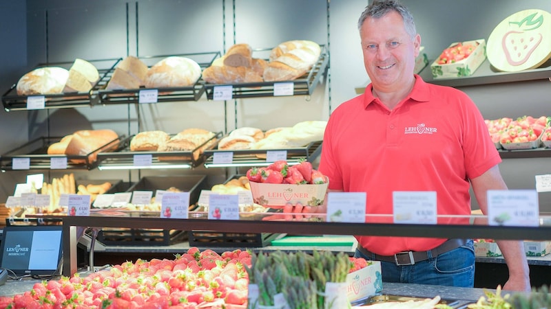 Senior- Chef Franz Lehner freut sich, dass das Lokal bei den Gästen gut ankommt. (Bild: Horst Einöder/Flashpictures)