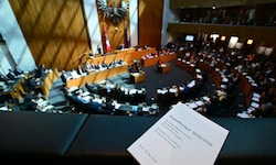 Nach der Budgetrede von Finanzminister Markus Marterbauer (SPÖ) am Dienstag hatten am Mittwoch ...